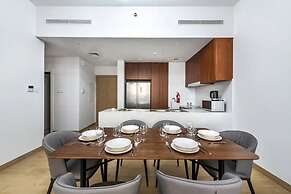 Stylish 2BR in La Rive 2