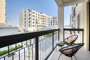 Stylish 2BR in La Rive 2