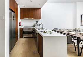 Stylish 2BR in La Rive 2