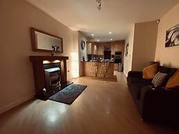 2 Guests - 5min To The Beach - Fireplace