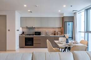 1BR Apartments Beach Isle Tower