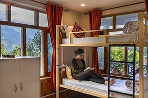 Zostel Old Manali
