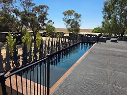 Kangaroo Lake C & C Park
