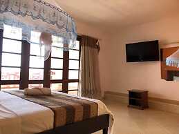 Lux Suites Lamera Duplex Penthouses