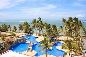 Lux Suites Lamera Beachfront Villas