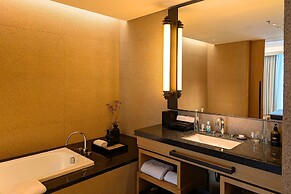 Hotel Tentrem Jakarta