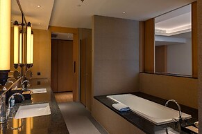 Hotel Tentrem Jakarta