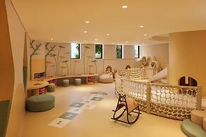 Hotel Tentrem Jakarta