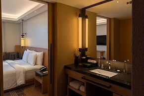 Hotel Tentrem Jakarta
