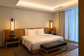 Hotel Tentrem Jakarta