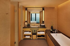 Hotel Tentrem Jakarta