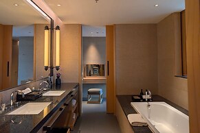 Hotel Tentrem Jakarta