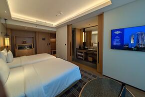 Hotel Tentrem Jakarta