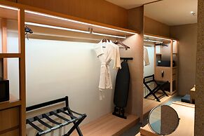 Hotel Tentrem Jakarta