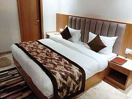 Country Green Hotel