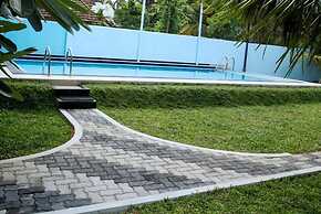Larn's villa.