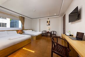 Catba Hong Kong Hotel