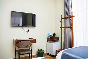 PRIMELAND HOTEL