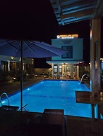 PRIMELAND HOTEL