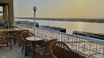 Merryland Hotel Luxor