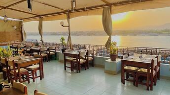 Merryland Hotel Luxor