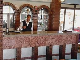 Merryland Hotel Luxor