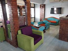 Merryland Hotel Luxor