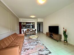 Lux BnB I Una Tower I Lakes View