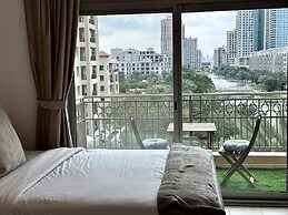 Lux BnB I Una Tower I Lakes View