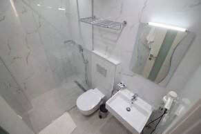 Elena Hotel