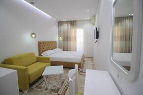 Elena Hotel