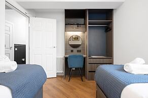 312 Reid's Corner - by Stay Dunfermline