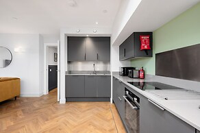 312 Reid's Corner - by Stay Dunfermline
