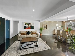 113-B201 Luxury 3br/2.5 baths in Condesa