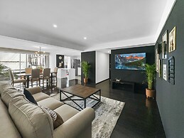 113-B201 Luxury 3br/2.5 baths in Condesa