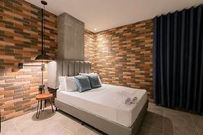 Hotel Appartments Con Piscina