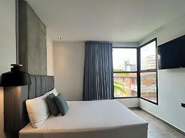 Hotel Appartments Con Piscina