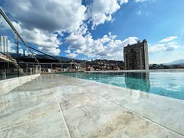 Hotel Appartments Con Piscina