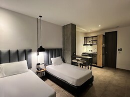 Hotel Appartments Con Piscina