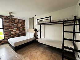 Hotel Appartments Con Piscina