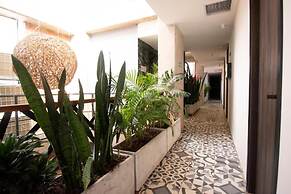 Hotel Appartments Con Piscina