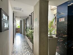 Hotel Appartments Con Piscina