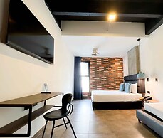Hotel Appartments Con Piscina
