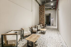Hotel Appartments Con Piscina