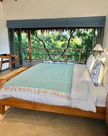 Niketh Villa Komari Arugambay