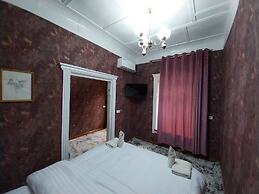 Fayz Guest House