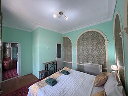 Fayz Guest House