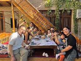 Fayz Guest House