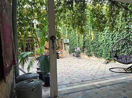 Fayz Guest House
