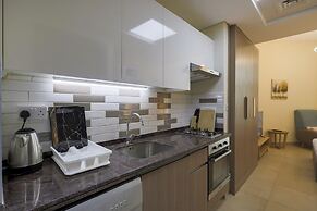 Friendly Studio Apartment With Beautiful Living